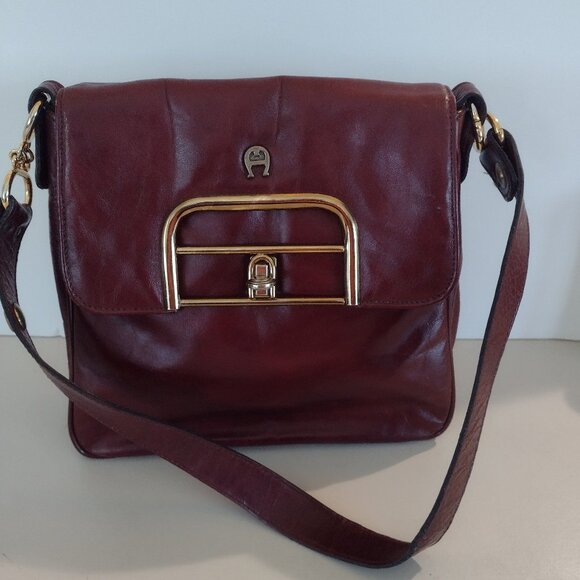 Etienne Aigner Burgundy Shoulder Bag - Picture 1 of 4